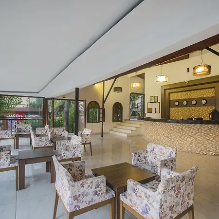 Hotel Illusion & Clubhotel - Adults Only 3*