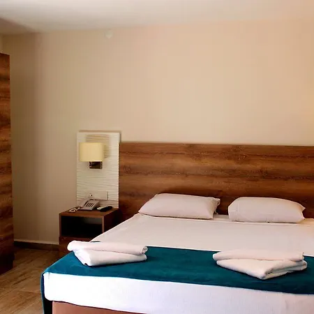 La Marina (adults Only) Otel