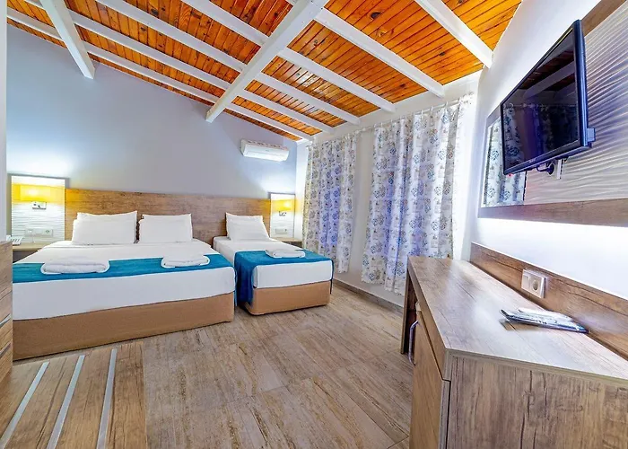 Illusion & Clubhotel - Adults Only Hotel