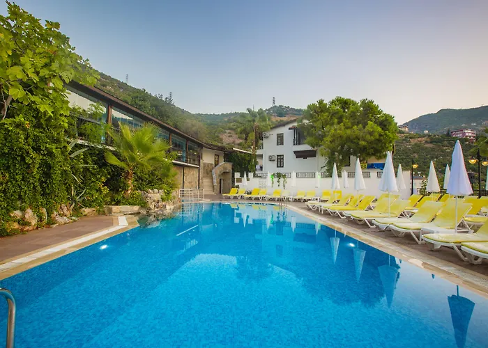 Illusion & Clubhotel - Adults Only 3*