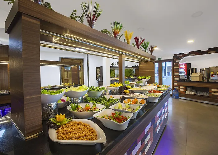 Illusion & Clubhotel - Adults Only