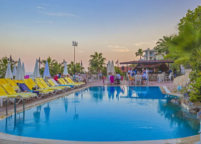 Illusion & Clubhotel - Adults Only 3*