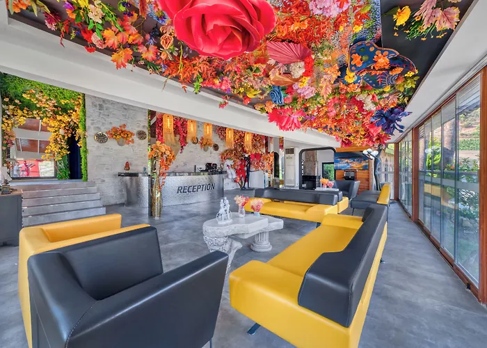 Hotel Illusion & Clubhotel - Adults Only 3*