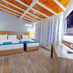 Illusion & Clubhotel - Adults Only Hotell