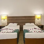 Illusion & Clubhotel - Adults Only 阿拉尼亚