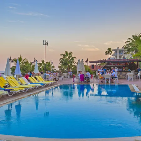 Illusion & Clubhotel - Adults Only 3*