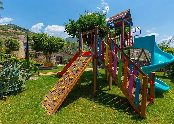 Illusion & Clubhotel - Adults Only Hotel 3*