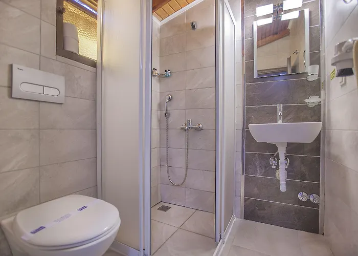 Illusion & Clubhotel - Adults Only 3*