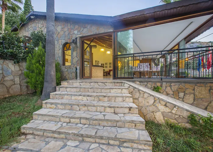 Illusion & Clubhotel - Adults Only Hotel 3*