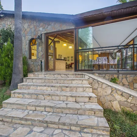 Illusion & Clubhotel - Adults Only Hotel 3*