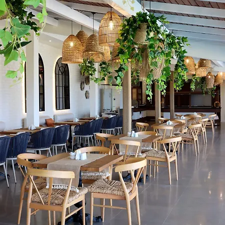 Illusion & Clubhotel - Adults Only Hotel