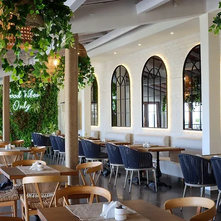 Hotel Illusion & Clubhotel - Adults Only 3*