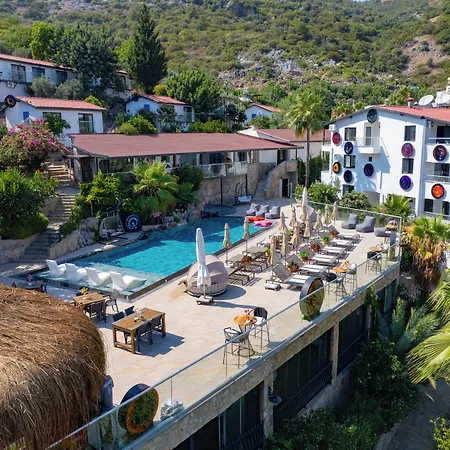 Illusion & Clubhotel - Adults Only