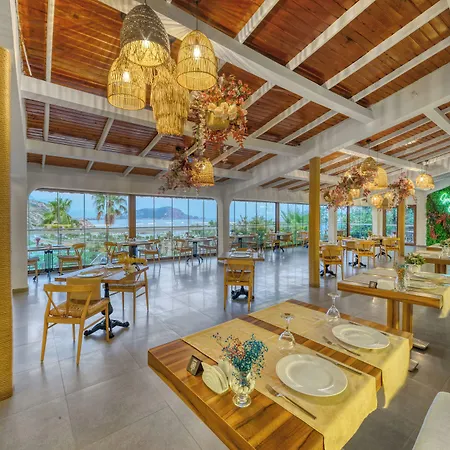 Hotel Illusion & Clubhotel - Adults Only