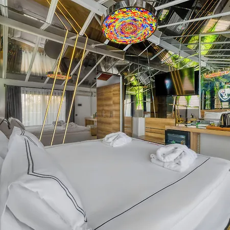 Hotel Illusion & Clubhotel - Adults Only 3*