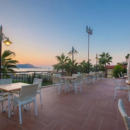 La Marina (adults Only) Otel 3*